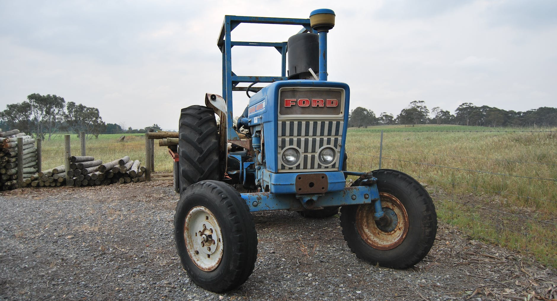 What a handsome Ford