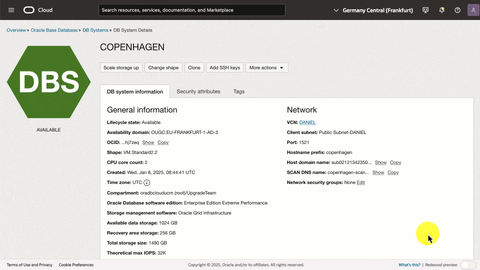 Upgrading an Oracle Base Database Service